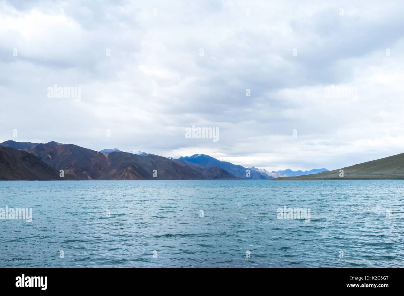 Pangong See in Leh, Ladakh, Jammu und Kaschmir, Indien Stockfoto