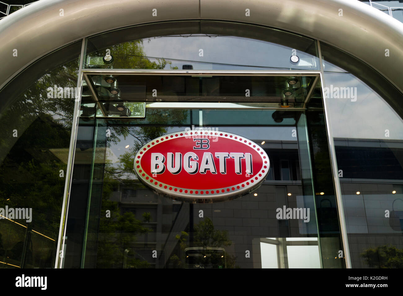 Tokyo, Japan - 12. Mai 2017: Bugatti Store unter Minami-Ayoama Stockfoto