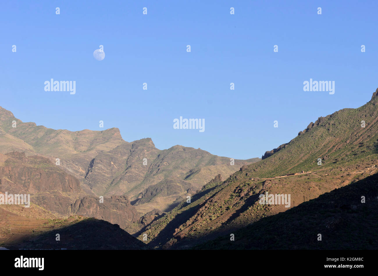 Berglandschaft mit Vollmond, Gran Canaria, Spanien Stockfoto