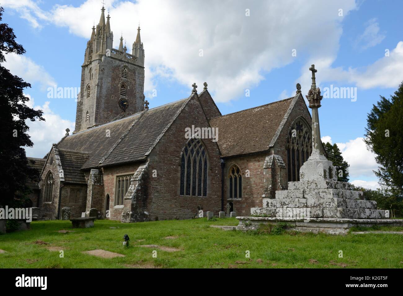 All Saints Church Newland der Dom des Waldes aus dem frühen 1200 Wald von Dean Gloucestershire England UK GB Stockfoto