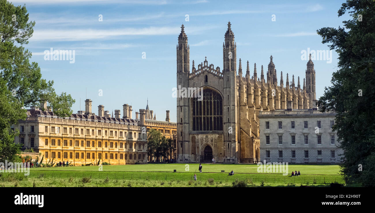 CAMBRIDGE, Großbritannien - 11. AUGUST 2017: Blick auf die Kings College Chapel von der Rückseite der Cambridge University Stockfoto