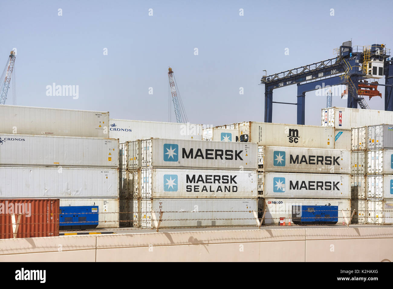 Ajman, Vereinigte Arabische Emirate - Mai 3, 2017: Behälter an der Hutchison Ports Ajman. Stockfoto