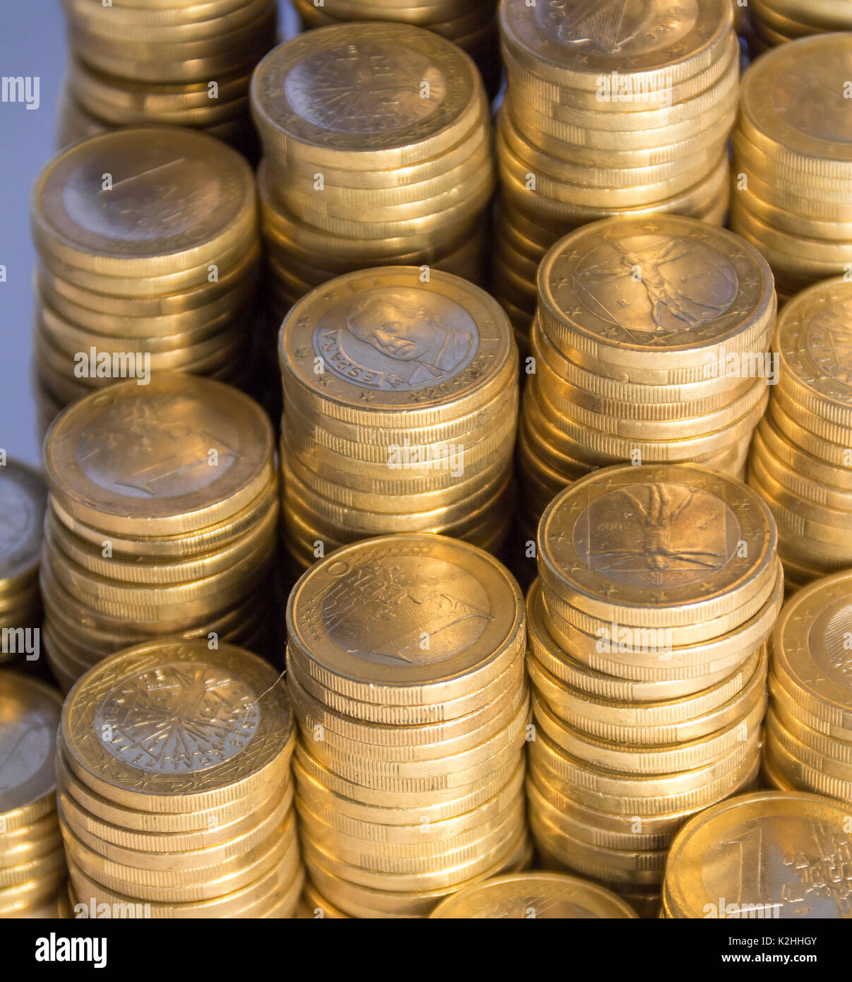 Full Frame Bild, viele 1 Euro Münzen Stockfoto