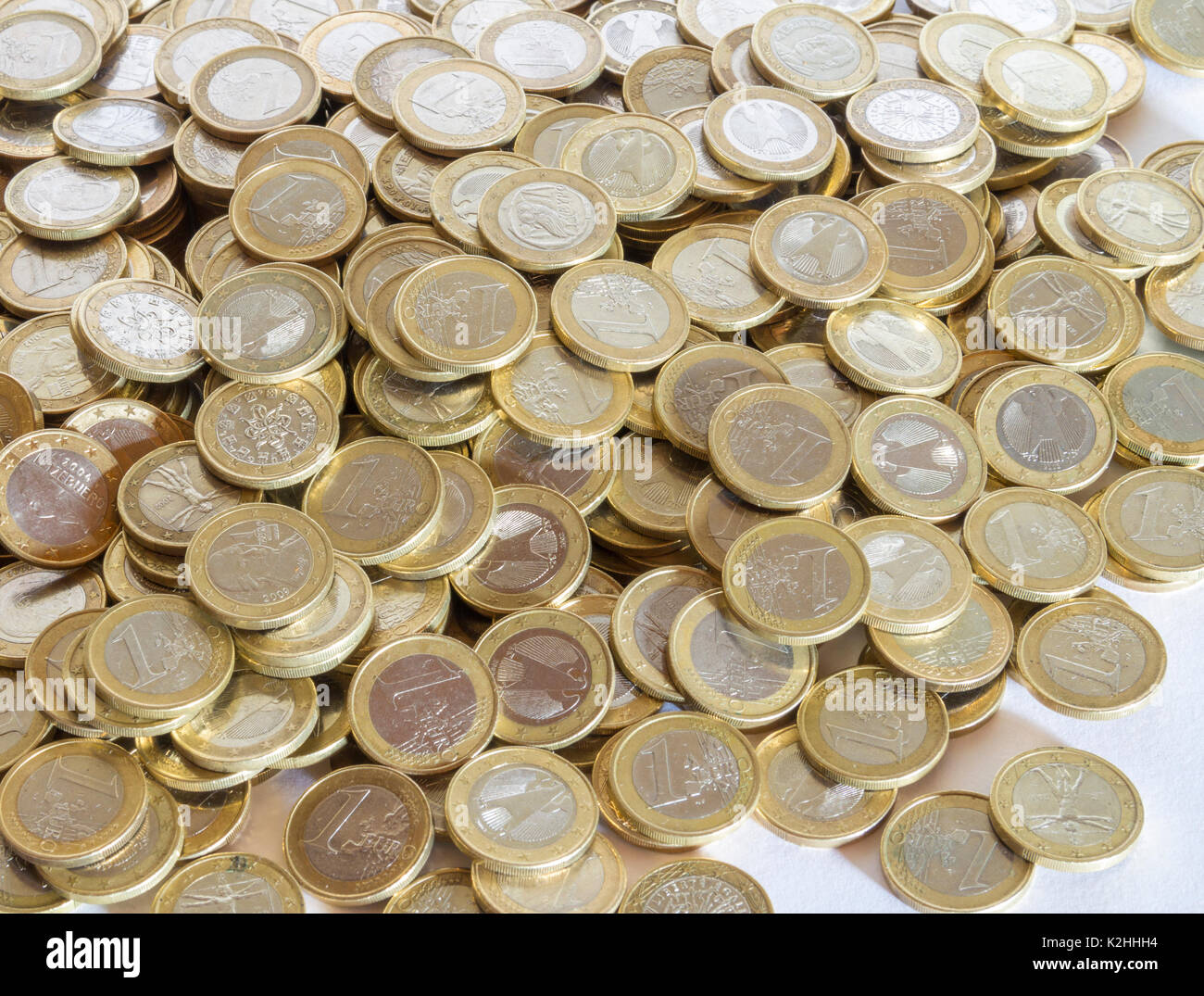 Full Frame Bild, viele 1 Euro Münzen Stockfoto