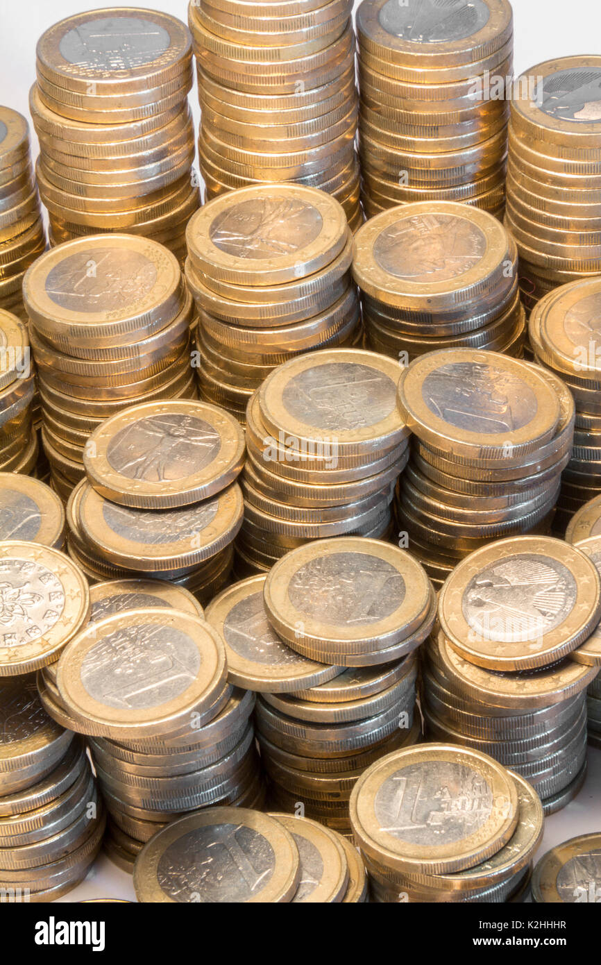 Lose gestapelten 1 Euro Münzen Stockfoto