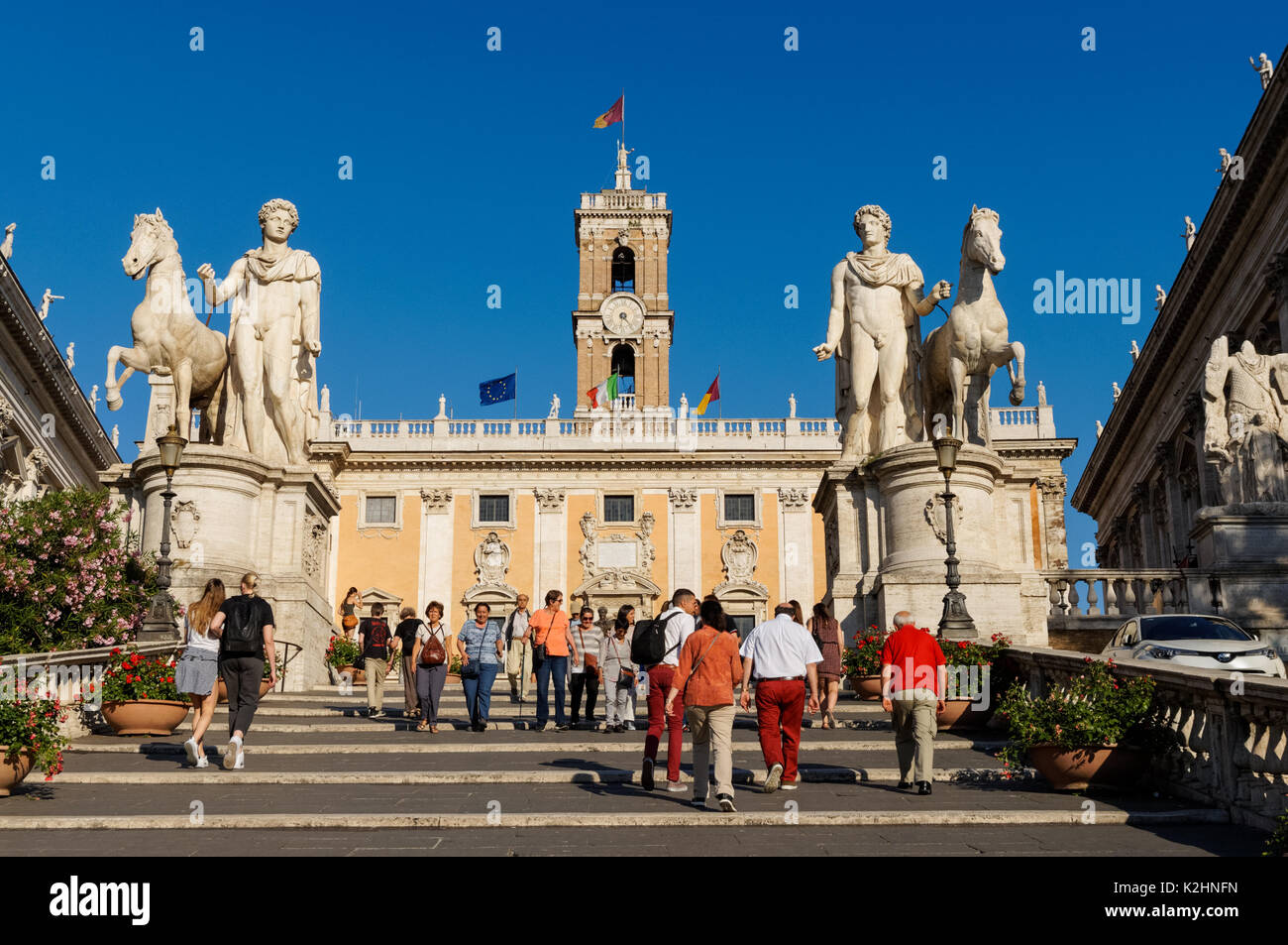 Piazza del Campidoglio mit Palazzo Senatorenpalast und klassischen