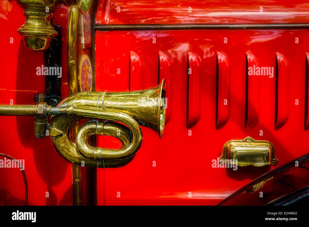 Klassisches horn -Fotos und -Bildmaterial in hoher Auflösung – Alamy