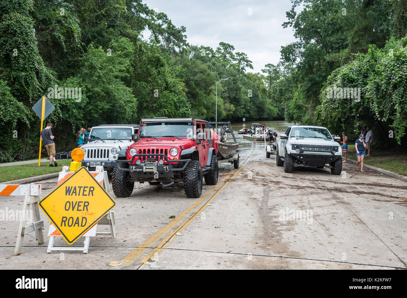Houston, Texas. 30 Aug, 2017. Freiwillige Durchführung Rescue Mission in historische Hochwasser in Houston, Texas nach Hurrikan Harvey. August 2017. Credit: Gabbro/Alamy leben Nachrichten Stockfoto