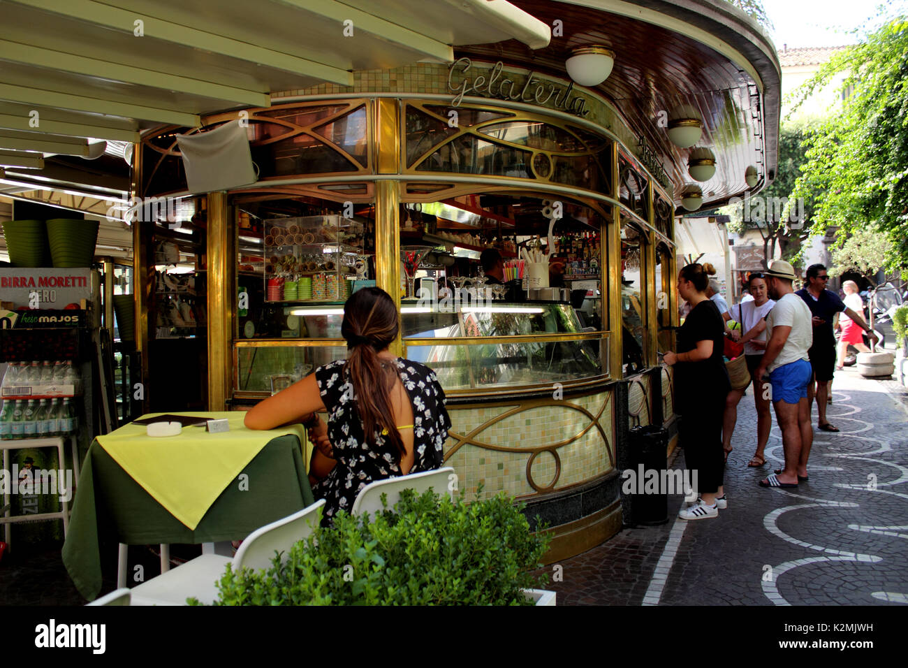 Szene Cafe oder gelateria Sorrento Amalfiküste Italien Stockfoto