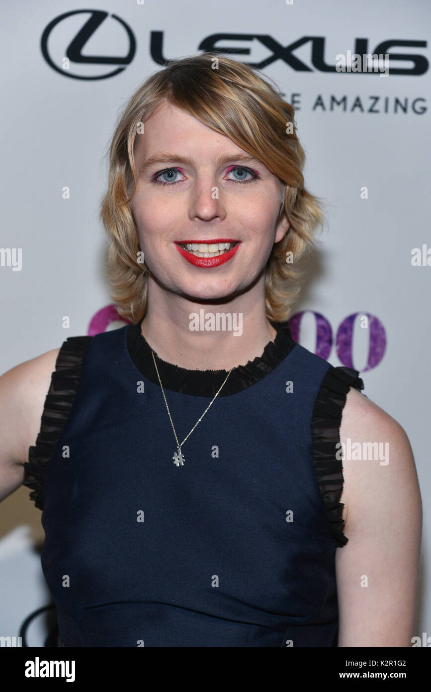 New York, USA. Nov. 2017. Chelsea Manning nimmt an der VERANSTALTUNG "OUT Magazine #OUT100" von Lexus im Altman Building am 9. November 2017 in New York City. Credit: Erik Pendzich/Alamy Live News Stockfoto