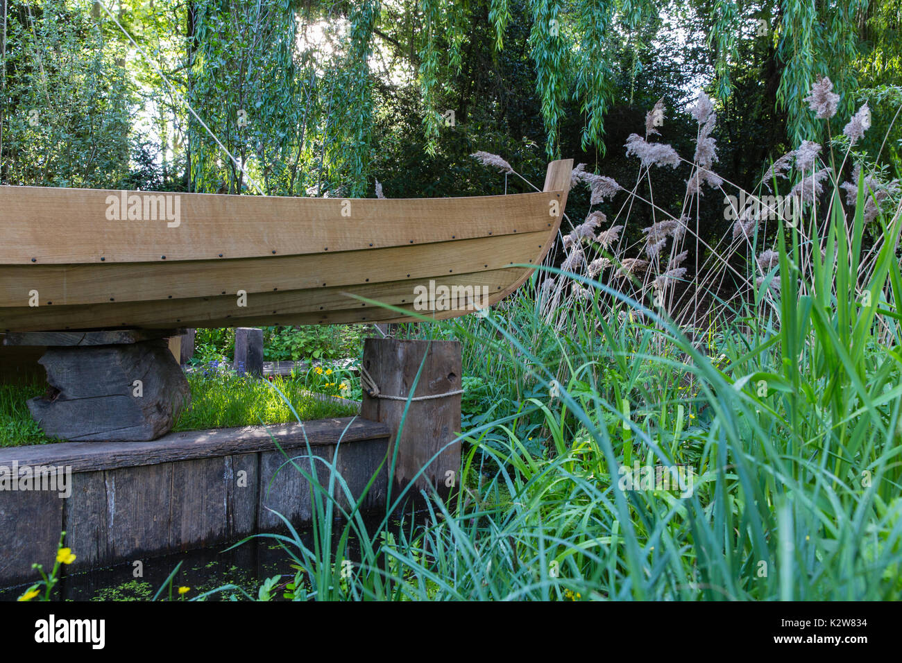 Die ibtc Lowestoft: Broadland Bootsbauer's Garden, designer Gary Brise. Goldmedaille Stockfoto