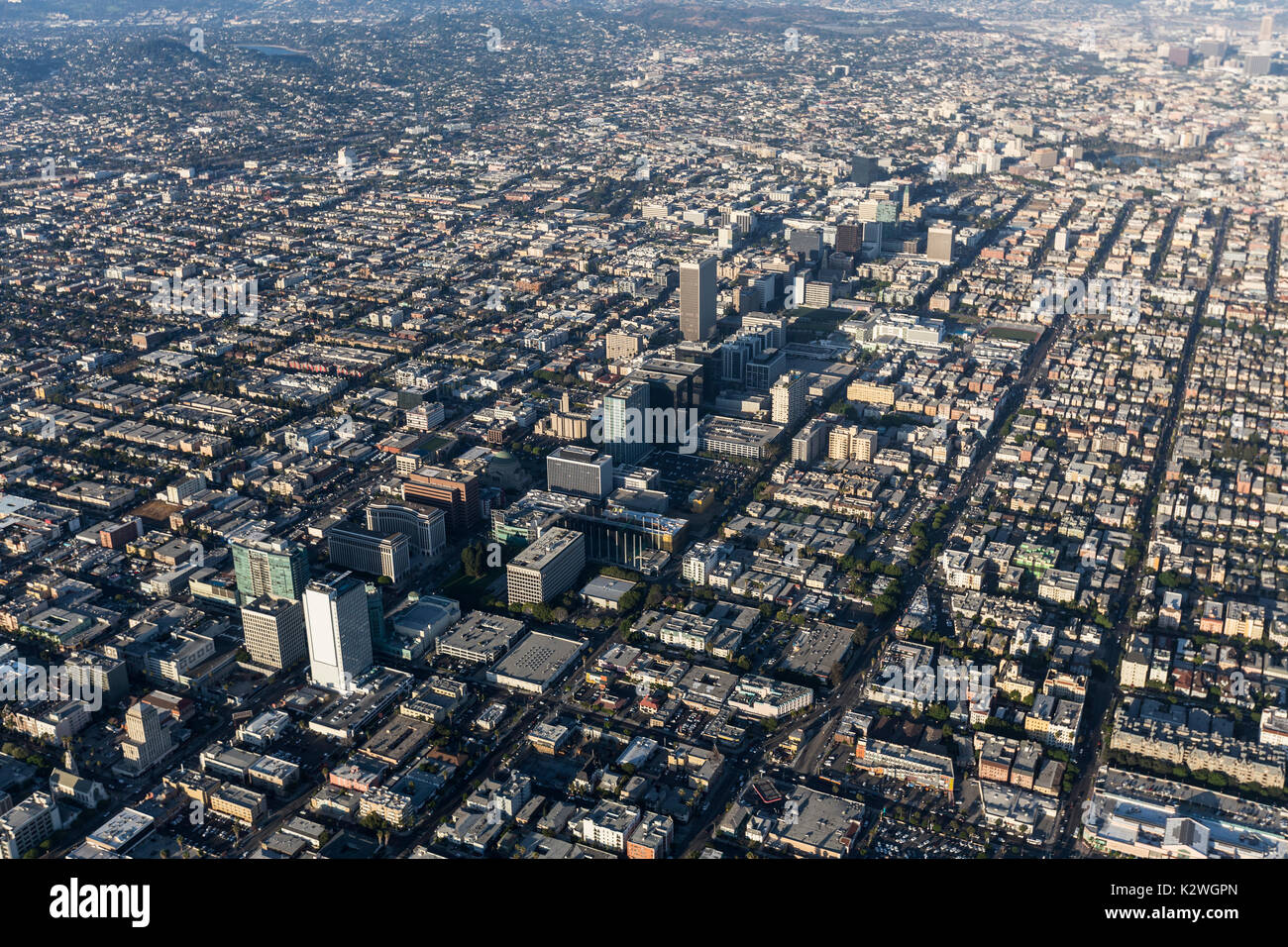 Luftbild des Wilshire Blvd und Koreatown in Los Angeles, Kalifornien. Stockfoto