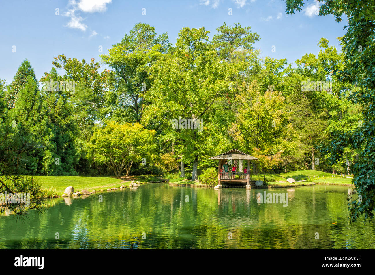 Den See in der japanischen Gärten, Maymont Immobilien, Richmond, Virginia. Stockfoto