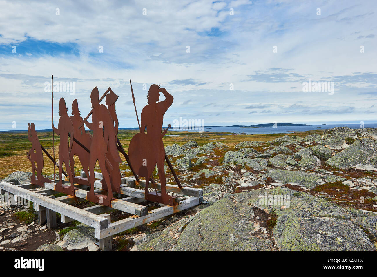 Nordischen Figuren Skulptur von Karen Van Niekerk, L'Anse aux Meadows UNESCO Weltkulturerbe, Neufundland, Kanada. Stockfoto