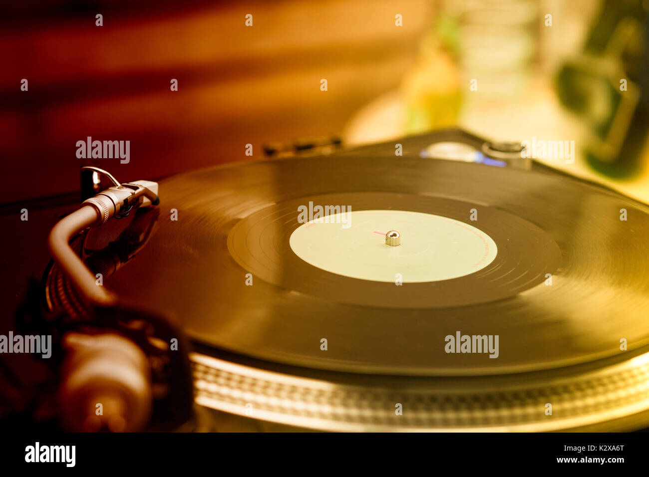 Vintage Turntable - farbige Stil Stockfoto