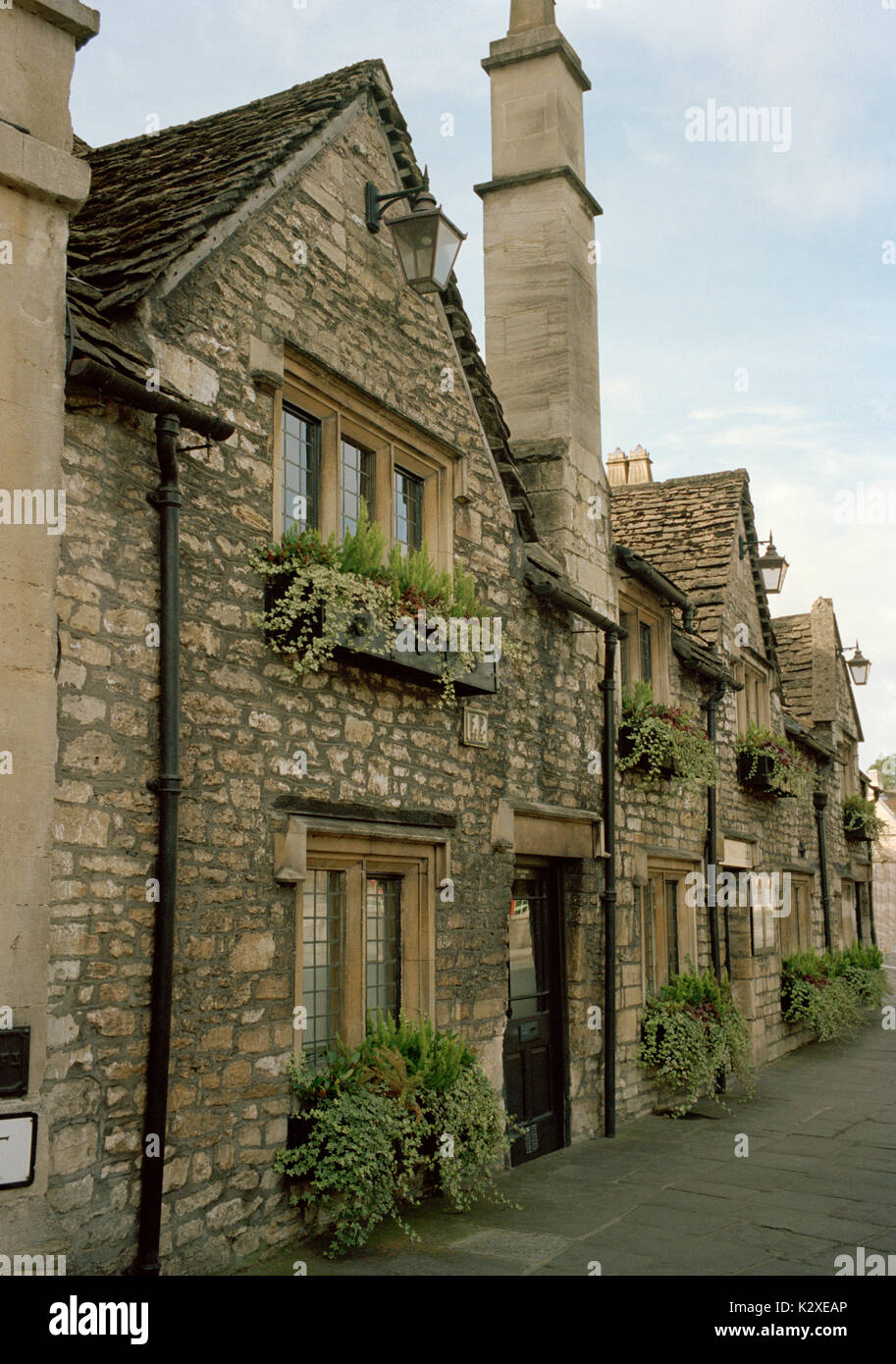 Bradford on Avon in Wiltshire, England, in Großbritannien im Vereinigten Königreich Großbritannien Europa. Antike Architektur Gebäude Haus auf Nostalgie Olde Worlde Stockfoto