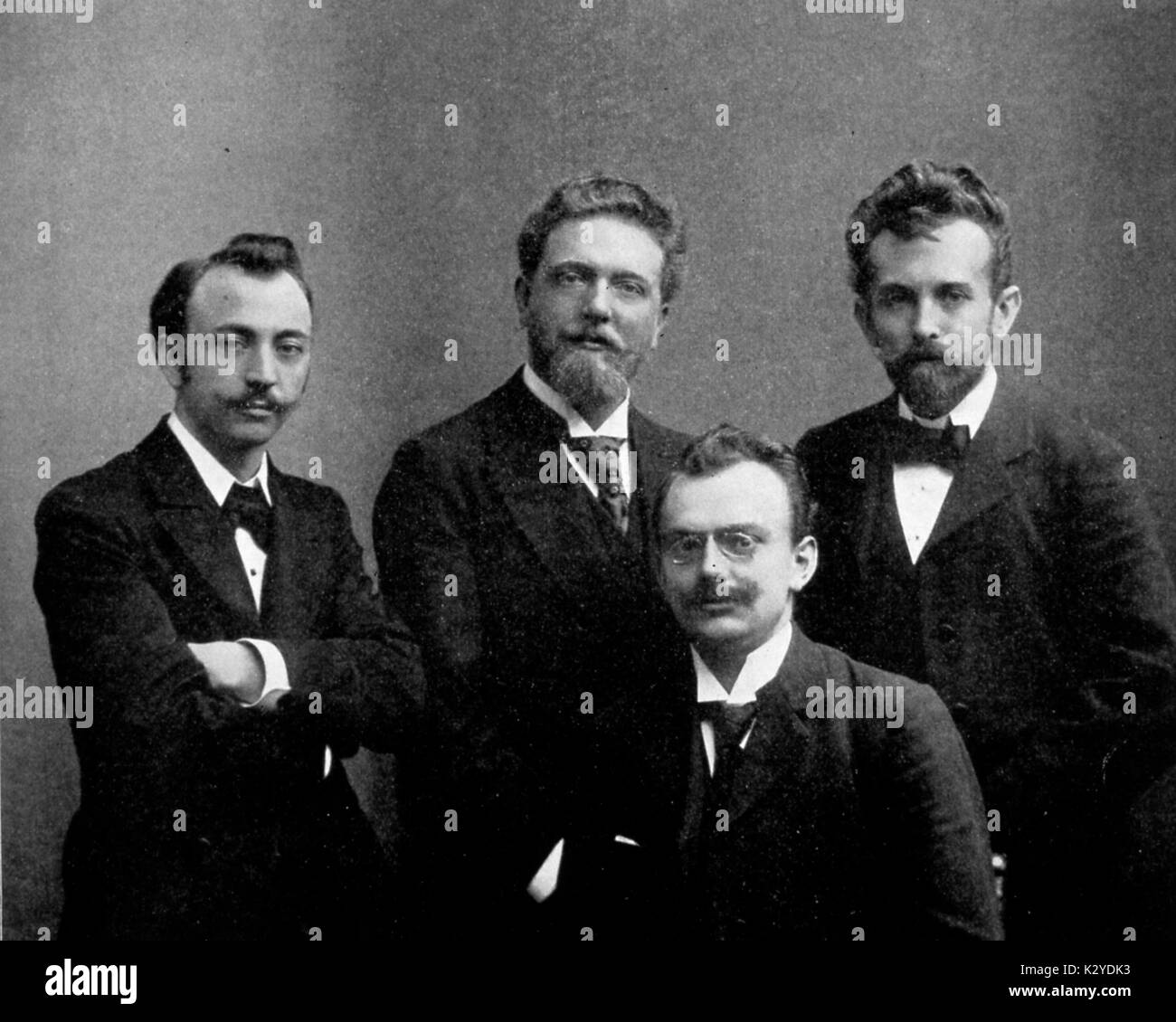 Brüssel Streichquartett: Franz Schorg (1.Violine); H. Daucher (2.Violine); S. Vermengt (Viola); und J. Gaillard (Cello). Im frühen 20. Jahrhundert. Stockfoto