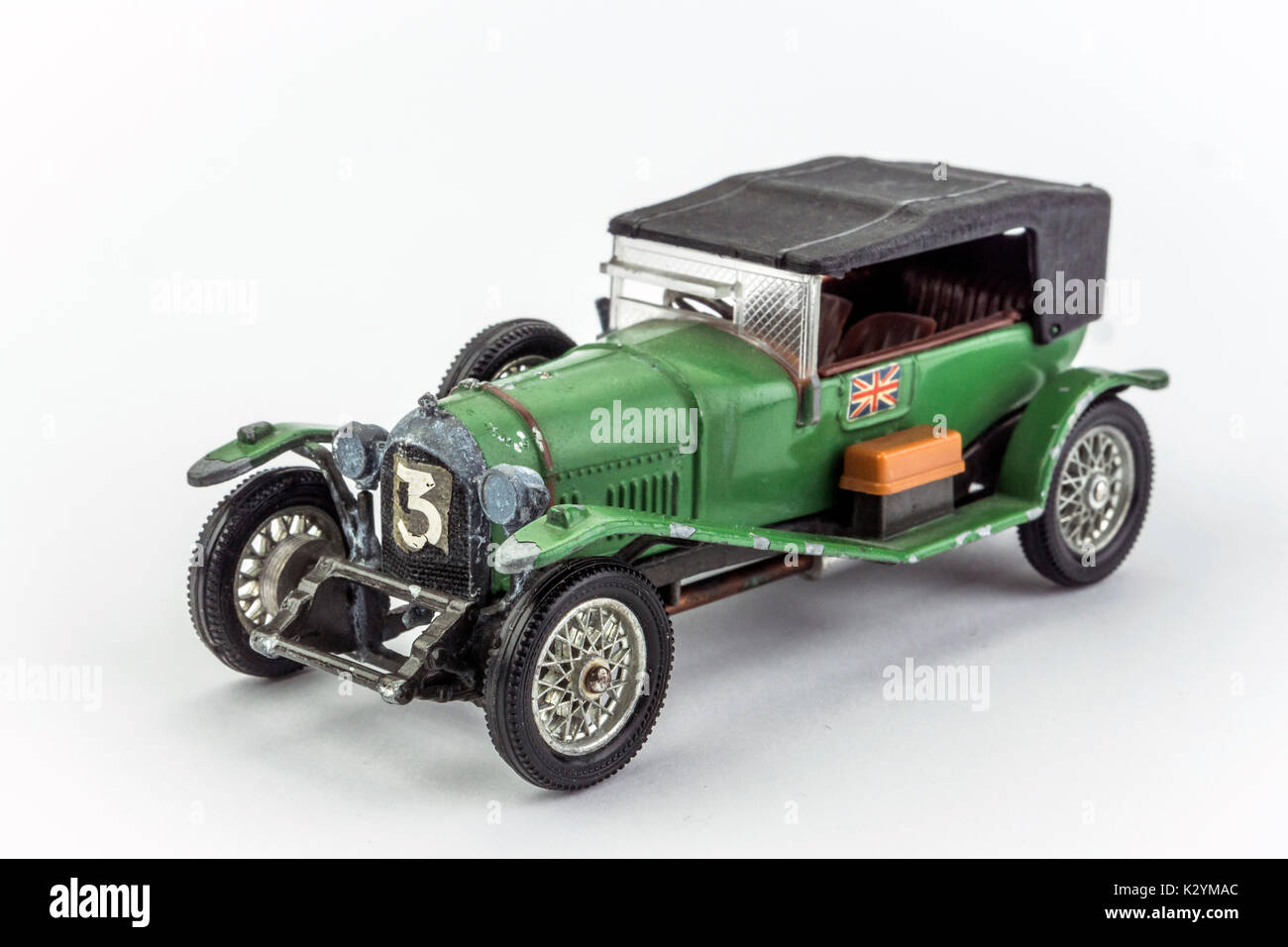 Auto Oldtimer auf weißem Hintergrund Stockfoto