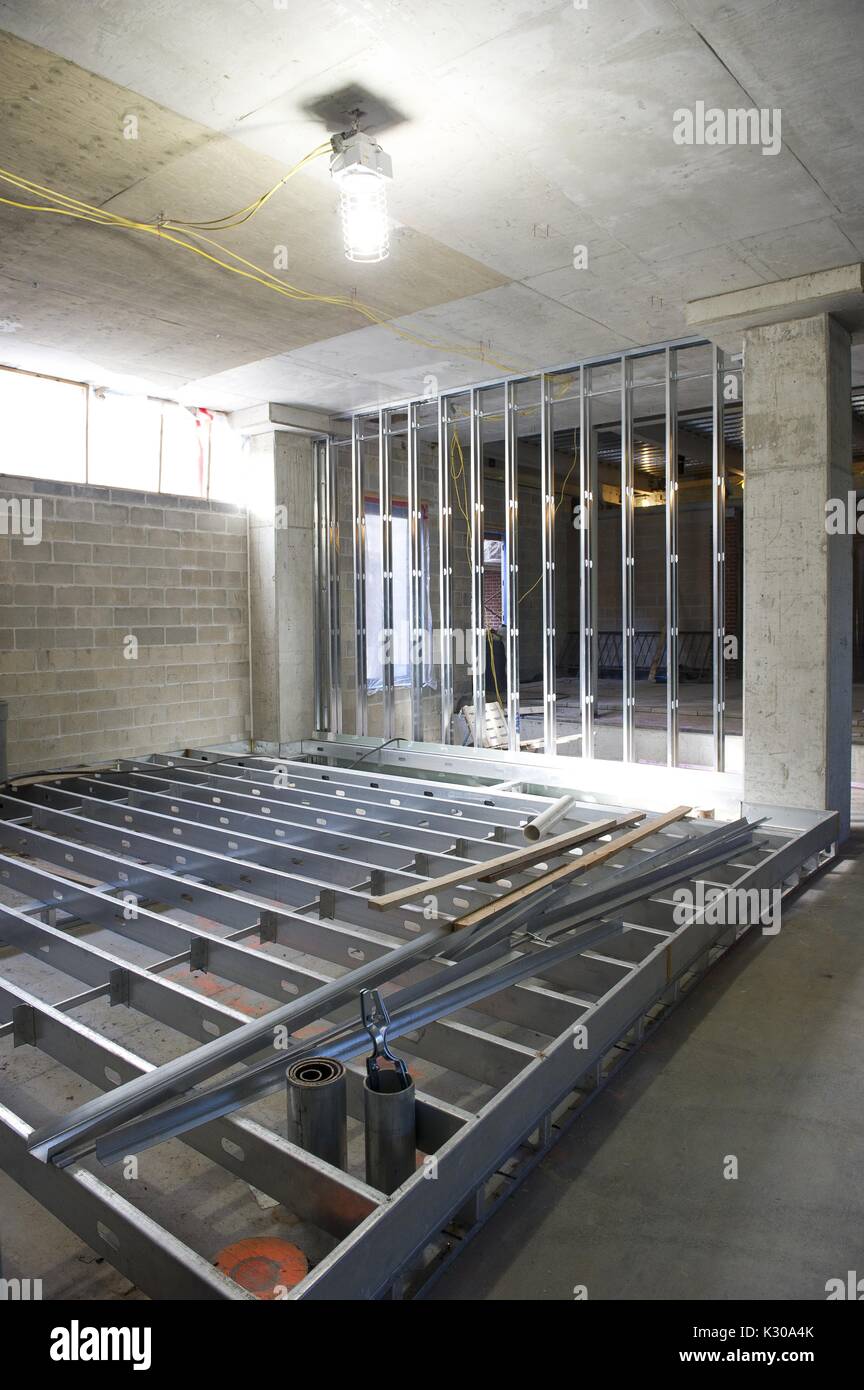 Innere Aufnahme der Bau von Brody Learning Commons (BLC), eine gemeinschaftliche Studie Raum und Bibliothek auf dem Homewood Campus der Johns Hopkins University in Baltimore, Maryland, 2011. Stockfoto