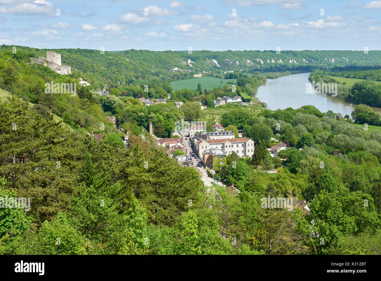 Seine-tal und Château de La Roche-Guyon, Frankreich Stockfoto