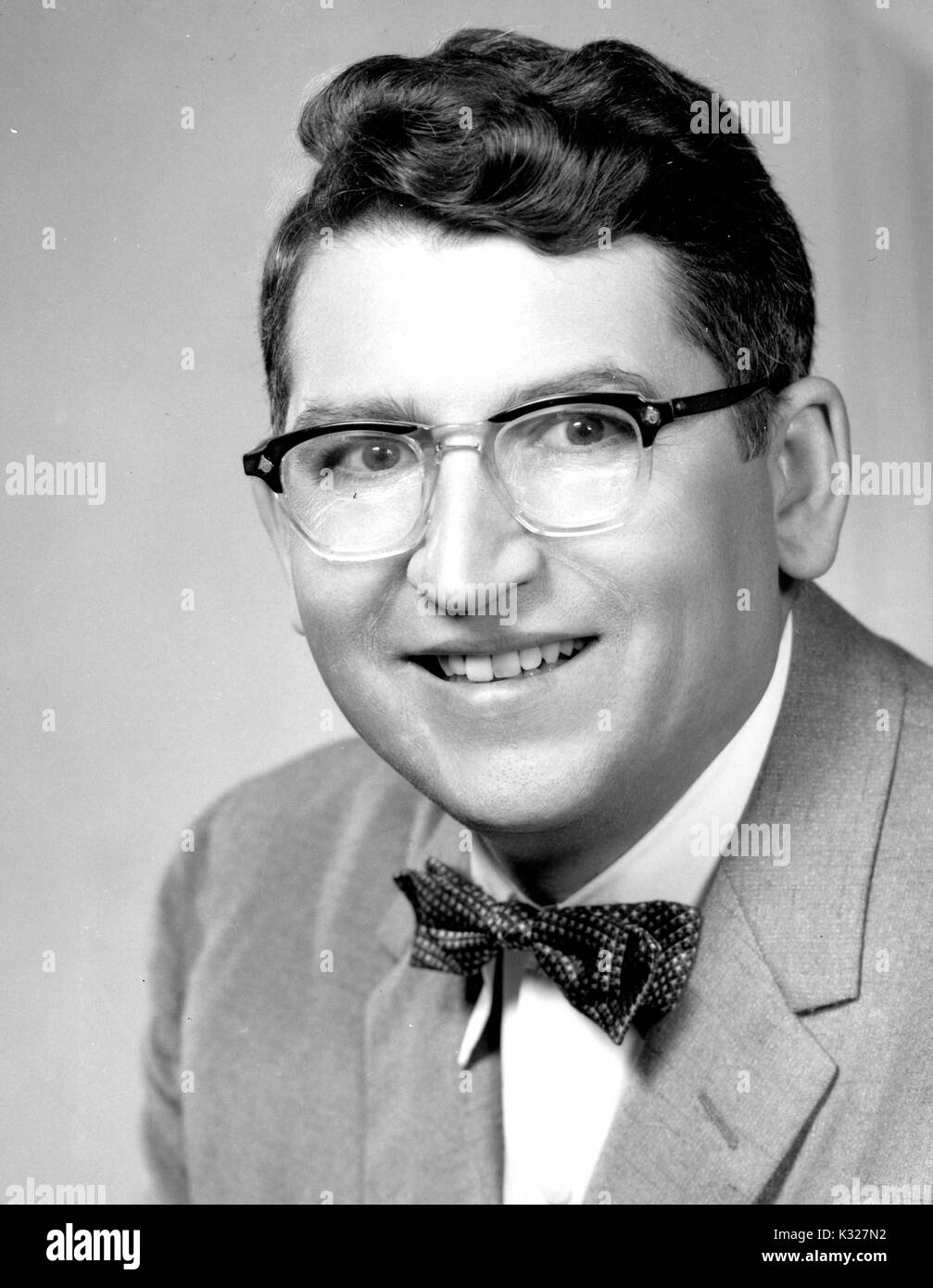 Brust bis Portrait von Physiker Warren De Sorbo, 1964. Stockfoto