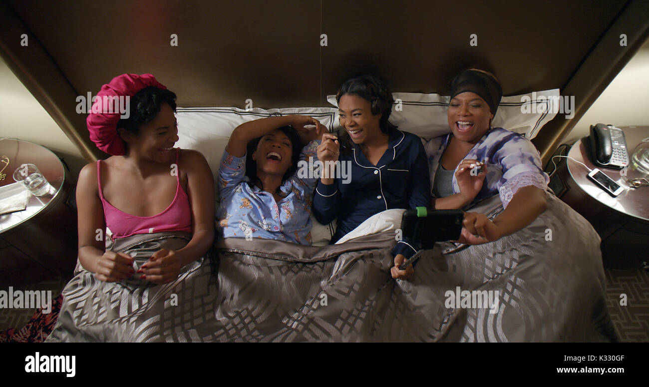 RELEASE Datum: Juli 21, 2017 Title: Mädchen Reise Studio: Universal Pictures Regie: Malcolm D. Lee PLOT: Wenn vier Freunde für Reisen nach New Orleans für die jährliche Essence Festival, schwesternschaften sind wieder anfachte, wilde Seiten werden wiederentdeckt, und es gibt genug Tanzen, Trinken, Keifen und Romancing the Big Easy blush Starring: REGINA HALL als Ryan, Jada Pinkett Smith als Lisa, Queen Latifah als Sasha, TIFFANY HADDISH als Dina zu machen. (Bild: © Universal Pictures/Entertainment Bilder) Stockfoto