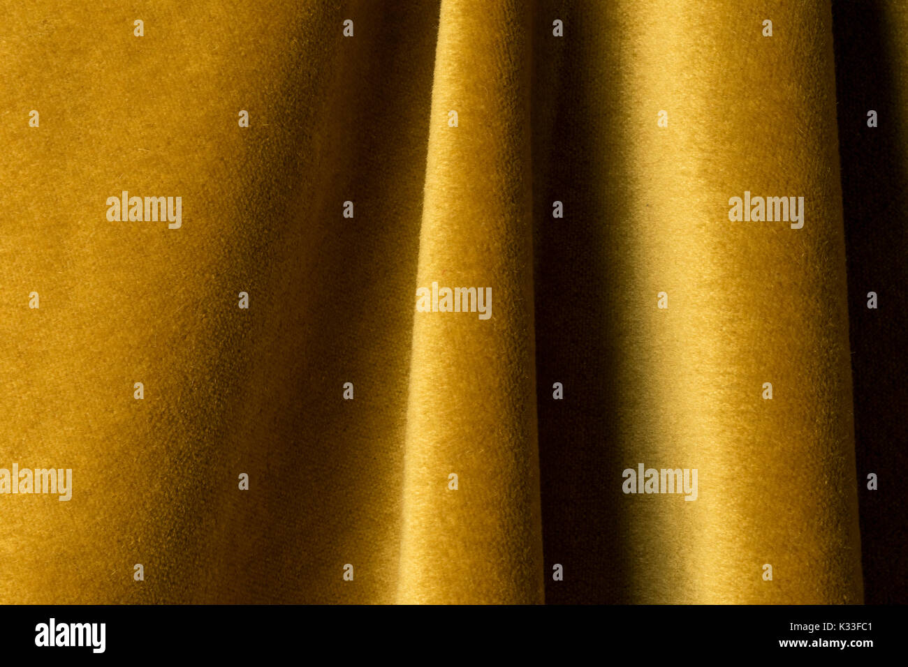 Golden Angoraziege velours Stoff, Samt, gemischt mit Seide Threads. mohair  Textil. Kaschmir aus Samt und Wildleder chamois Wirkung. Für u  Stockfotografie - Alamy