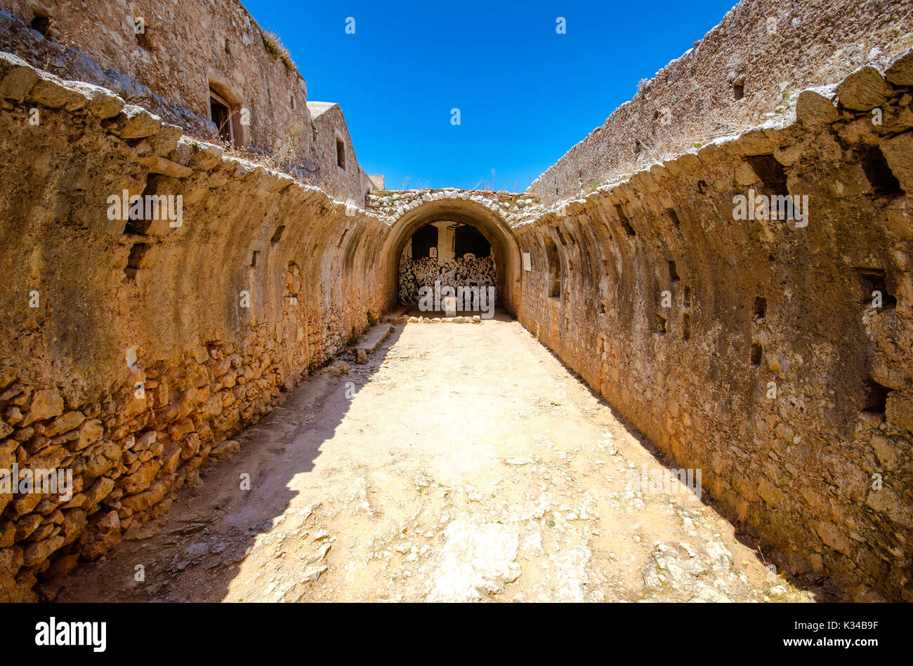 Kloster Arkadi auf Kreta, Griechenland. Dies ist der Raum, in dem die Kreter explodierte Fass Schießpulver, die Wahl selbst zu Opfern. Stockfoto