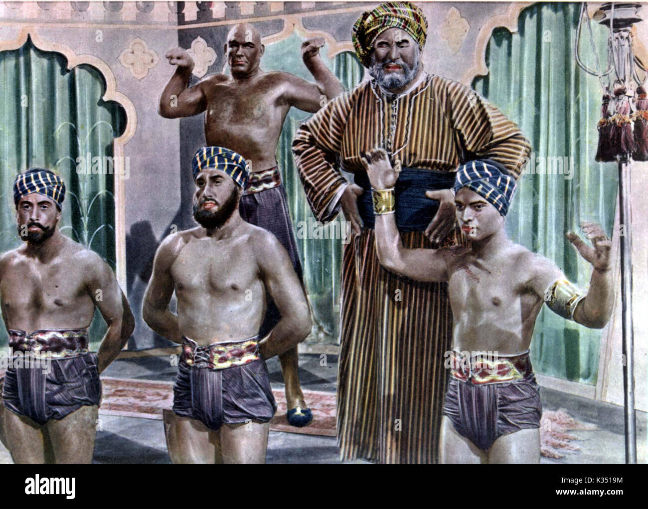 ARABIAN NIGHTS SABU rechts unten Datum: 1942 Stockfoto