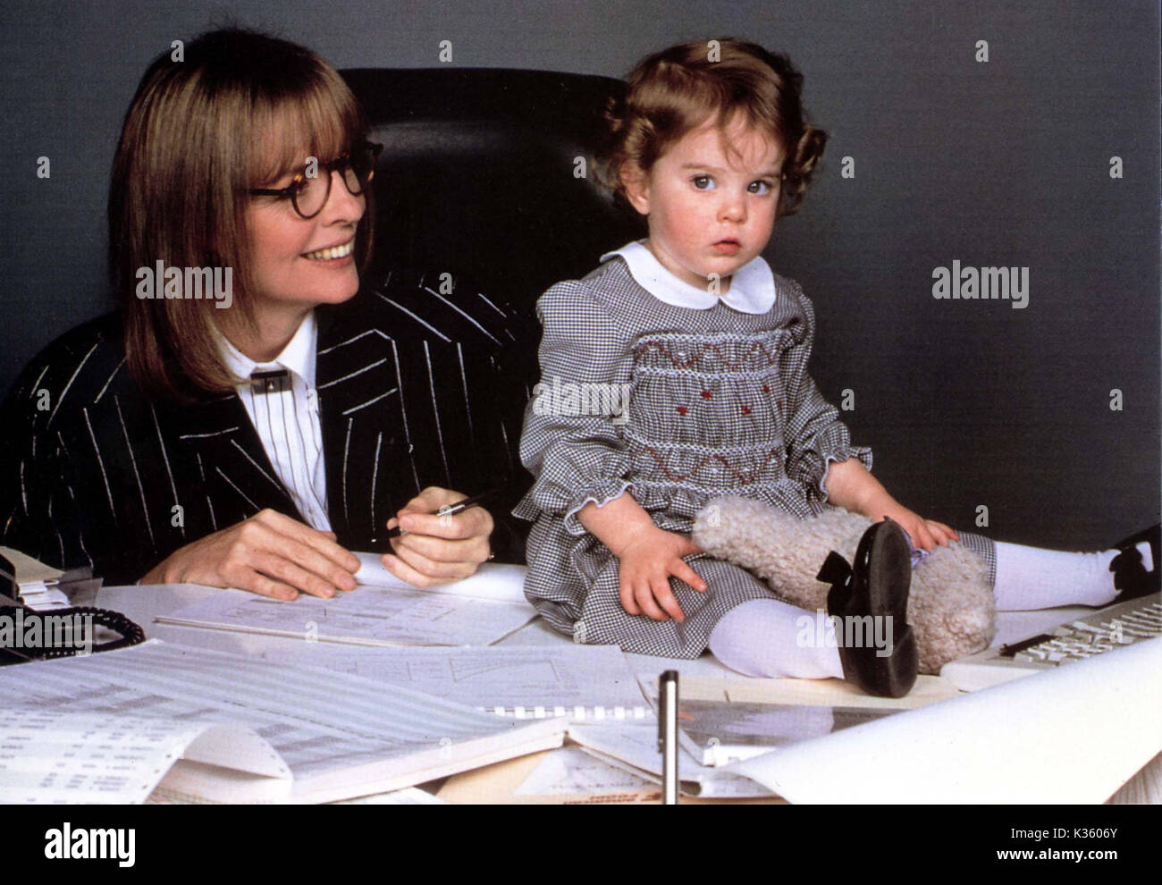BABY BOOM Diane Keaton, MICHELLE KENNEDY Datum: 1987 Stockfoto