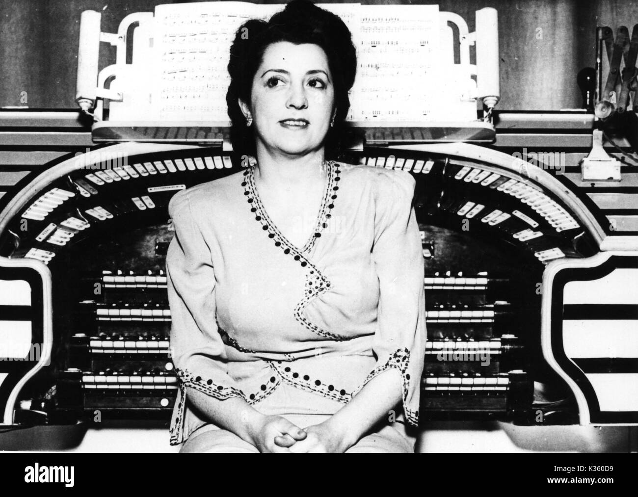 ENA BAGA Kino Organist Stockfoto