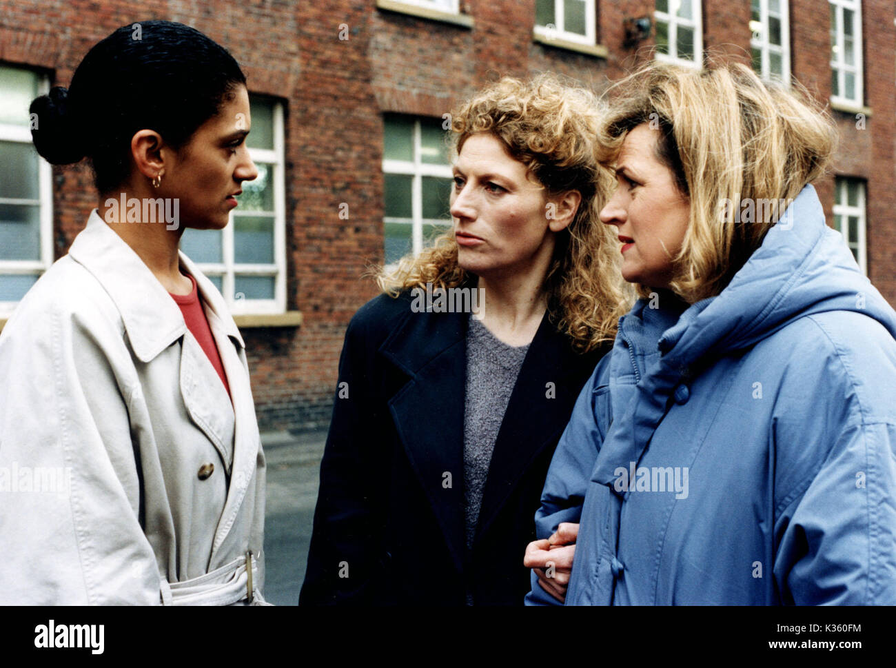 BAND OF GOLD L-R, CATHY TYSON, BARBARA DIXON, Geraldine James Stockfoto