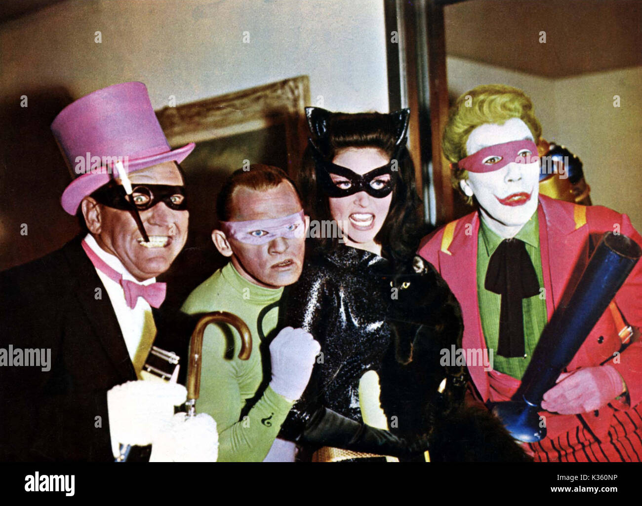 BATMAN Burgess Meredith, FRANK GORSHIN, LEE MERIWETHER, CESAR ROMERO Datum: 1966 Stockfoto