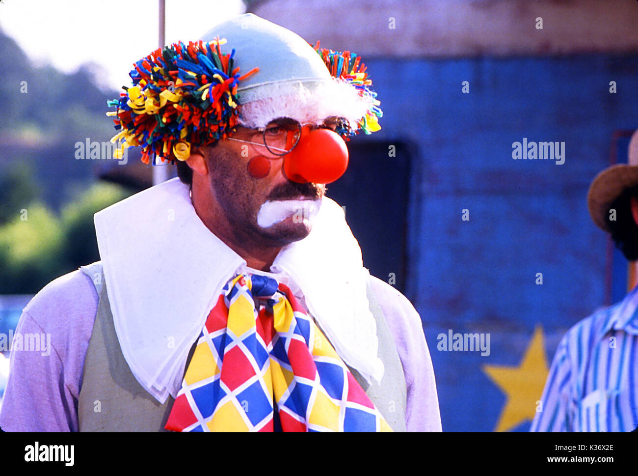 IHR ALIBI Tom Selleck... Phil Blackwood CLOWN IHR ALIBI Tom Selleck ... Phil Blackwood-CLOWN Datum: 1989 Stockfoto