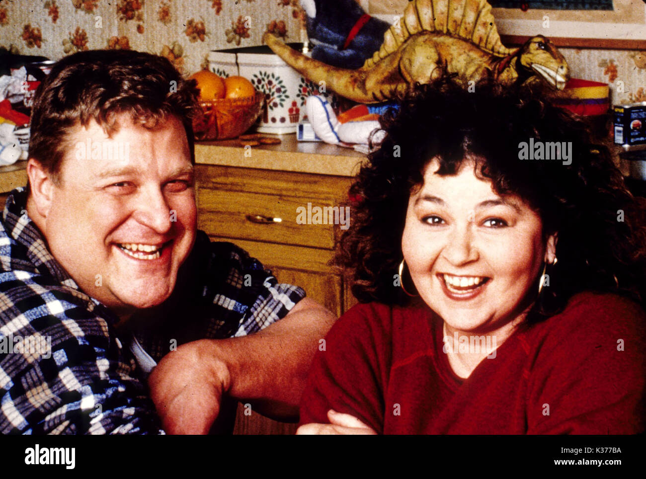 ROSEANNE JOHN GOODMAN, ROSEANNE BARR Stockfoto