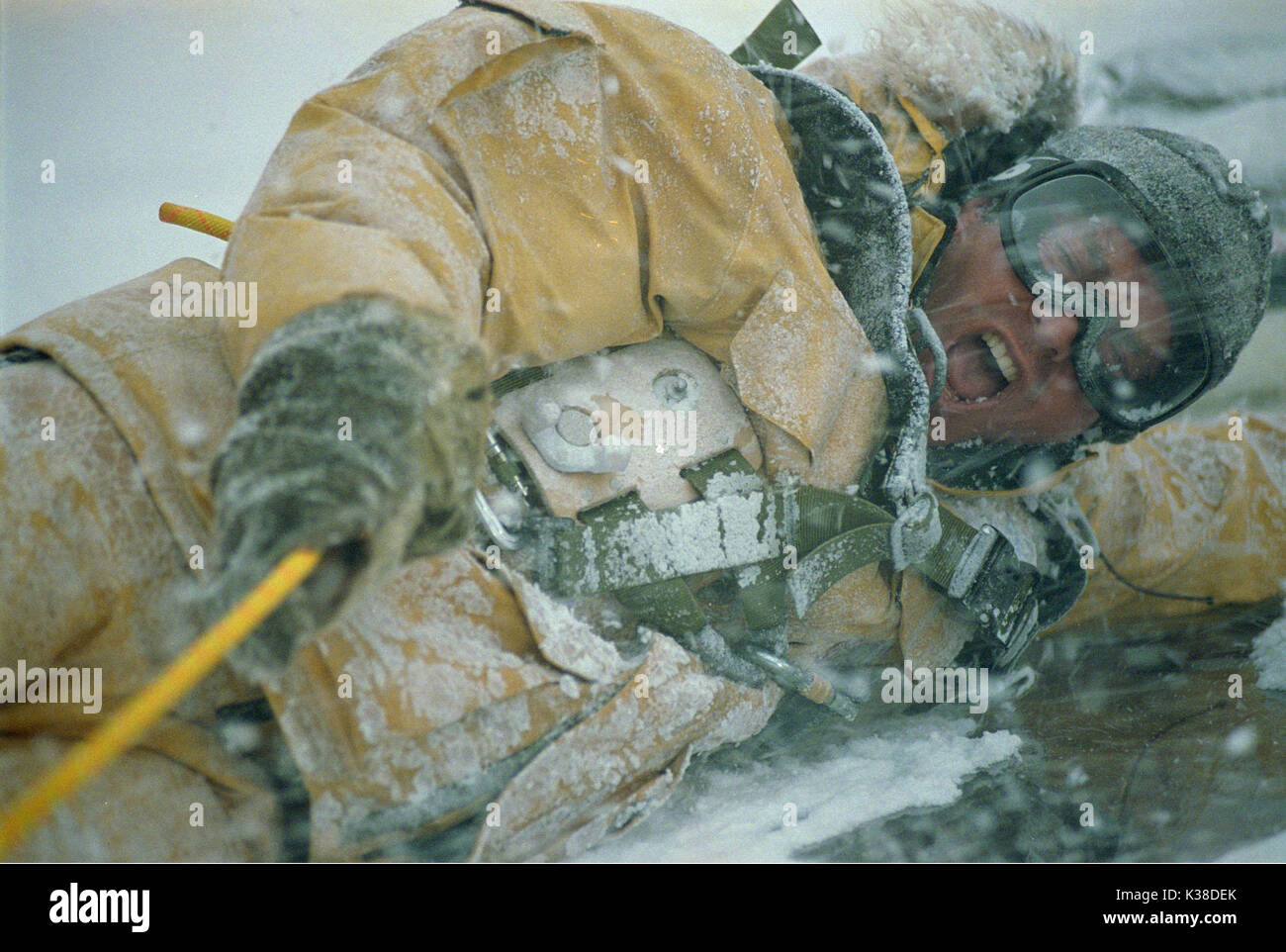 THE DAY AFTER TOMORROW Dennis Quaid betrifft: extreme Wetter-, Schnee Datum: 2004 Stockfoto