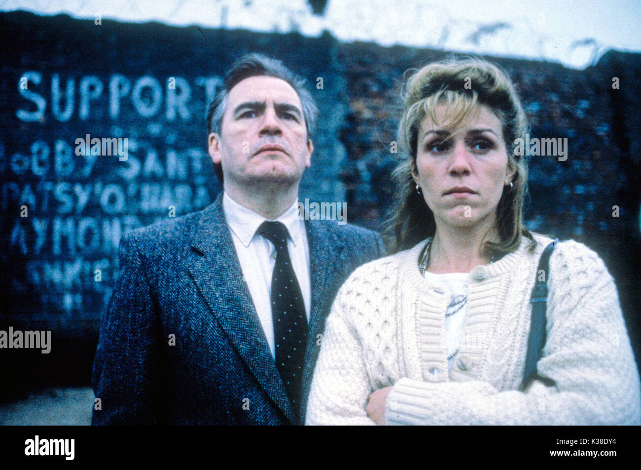 HIDDEN AGENDA ERSTE FRANCES McDORMAND, Brian Cox Datum: 1990 Stockfoto