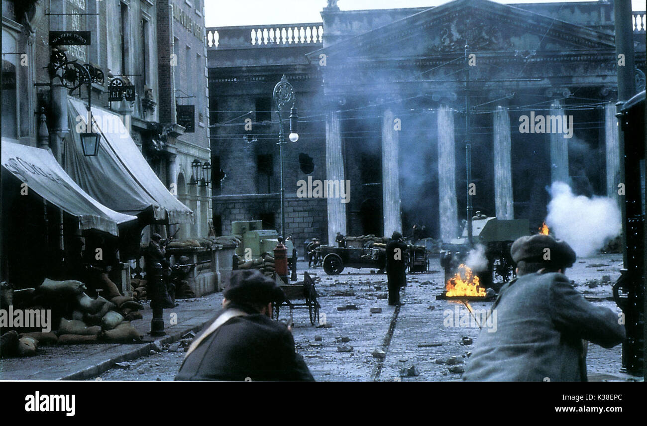 MICHAEL COLLINS Regie: Neil Jordan Datum: 1996 Stockfoto