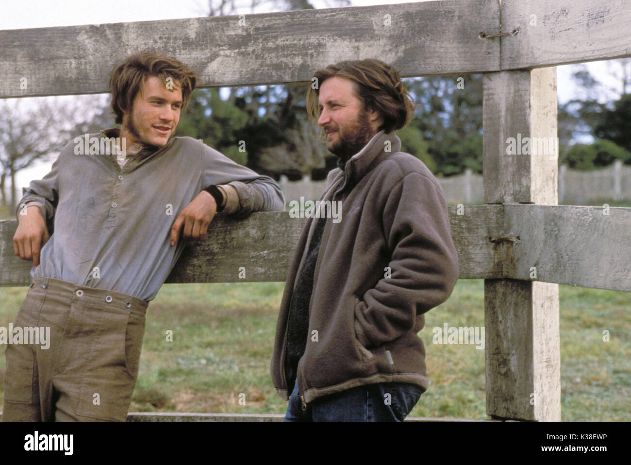 NED KELLY Heath Ledger, Gregor Jordan, Direktor Datum: 2003 Stockfoto