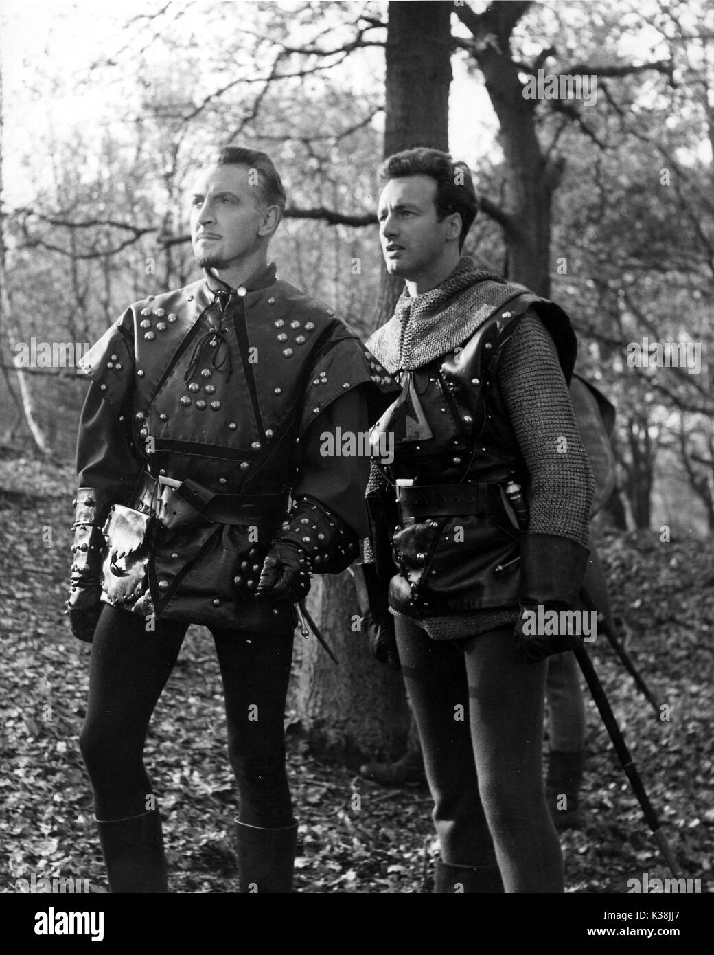 Die ABENTEUER DES ROBIN HOOD ALAN WHEATLEY wie der Sheriff von Nottingham, PAUL EDDINGTON, wie Scarlett Stockfoto