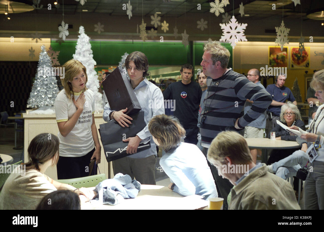 Gespeichert! Direktor Brian DANNELLY mit MANDY MOORE UND PATRICK FUGIT FILM Industrie/Produktion Schüsse 2000 s Datum: 2004 Stockfoto