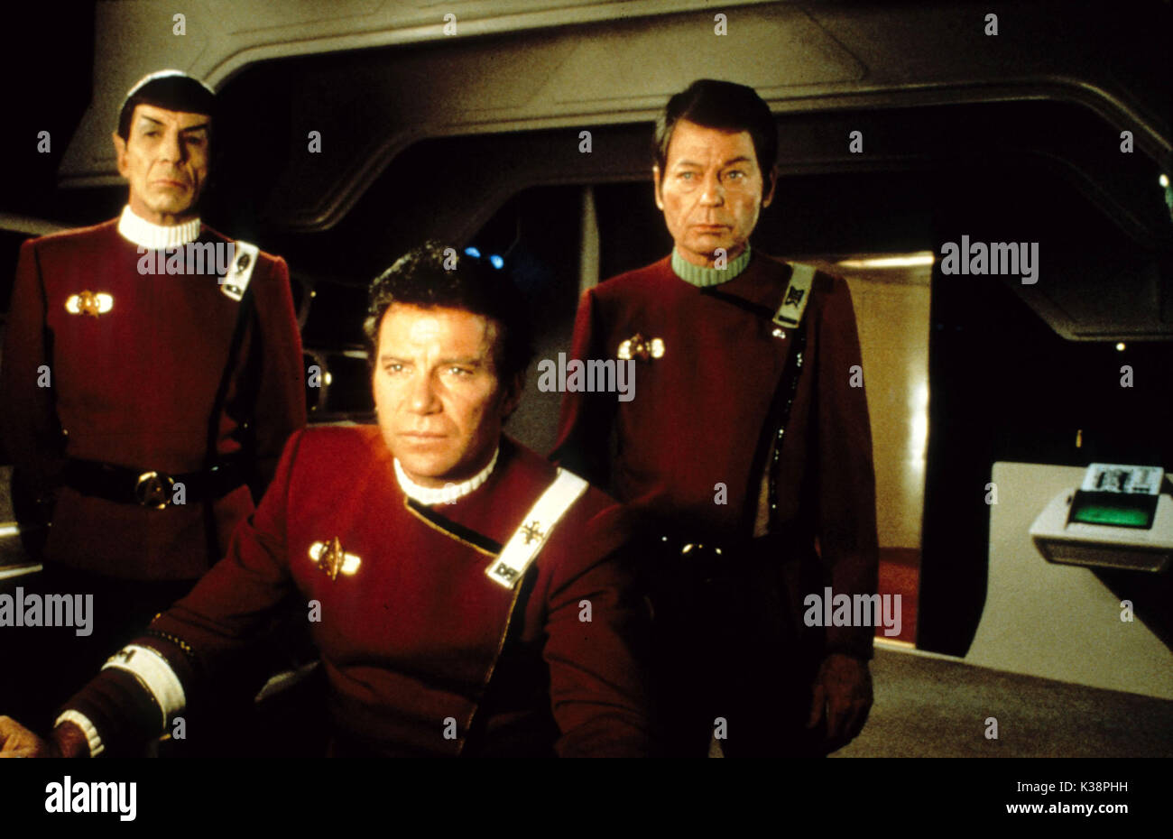 STAR TREK: Der Zorn des Khan Leonard Nimoy, William Shatner, DEFOREST KELLEY Datum: 1982 Stockfoto