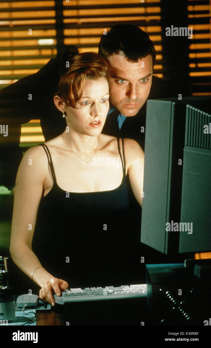 Die RELIQUIE PENELOPE ANN MILLER, TOM SIZEMORE Datum: 1997 Stockfoto