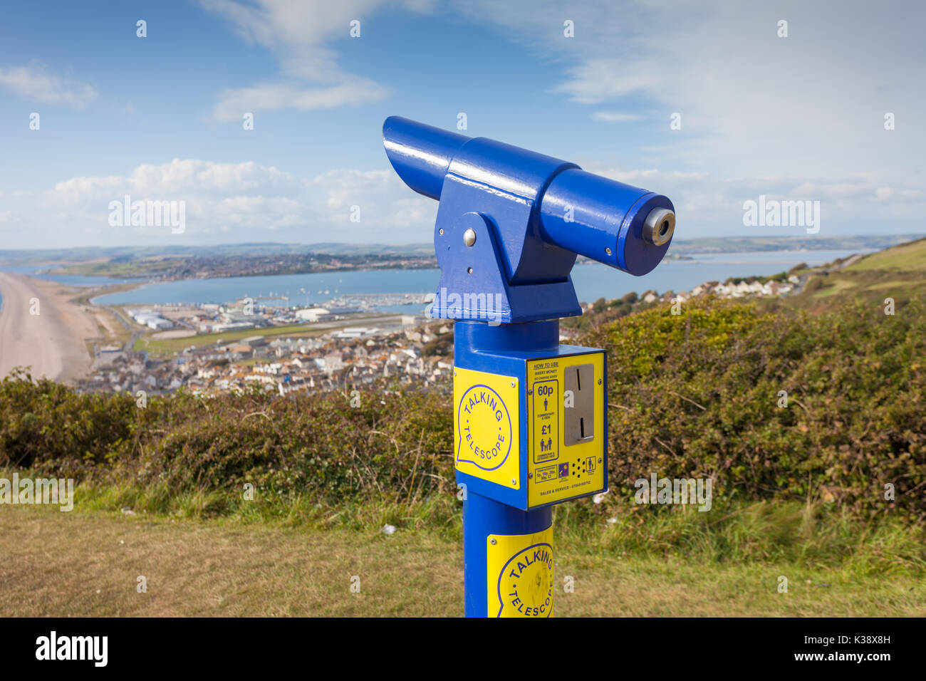 Münzautomaten Teleskop auf Portland, Dorset UK Stockfoto