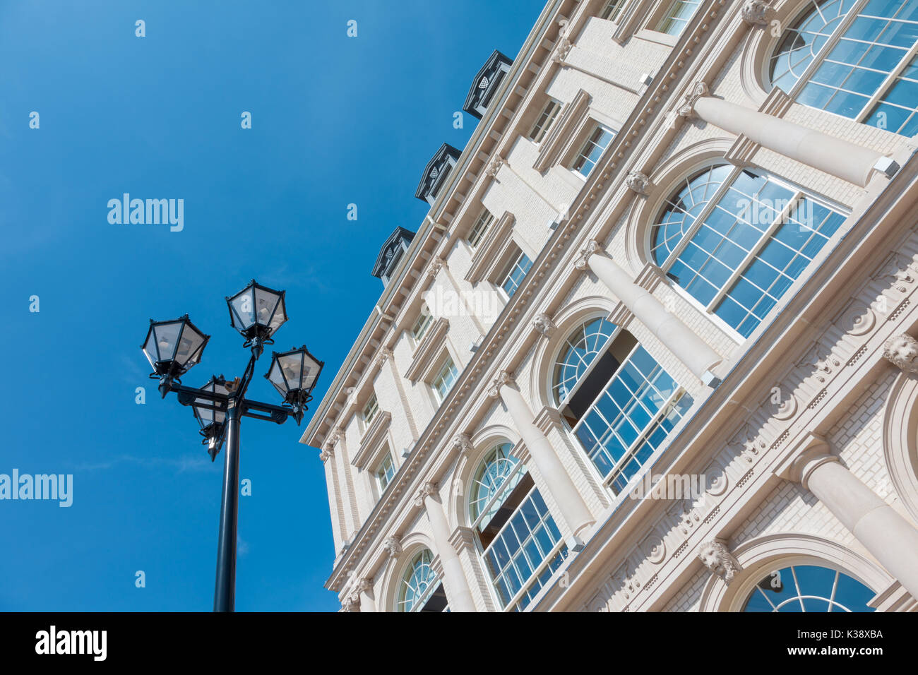 Poundbury, Dorchester, Dorset UK. Eine neue Stadtentwicklung auf Flächen, die vom Herzogtum Cornwall zur Verfügung gestellt Stockfoto