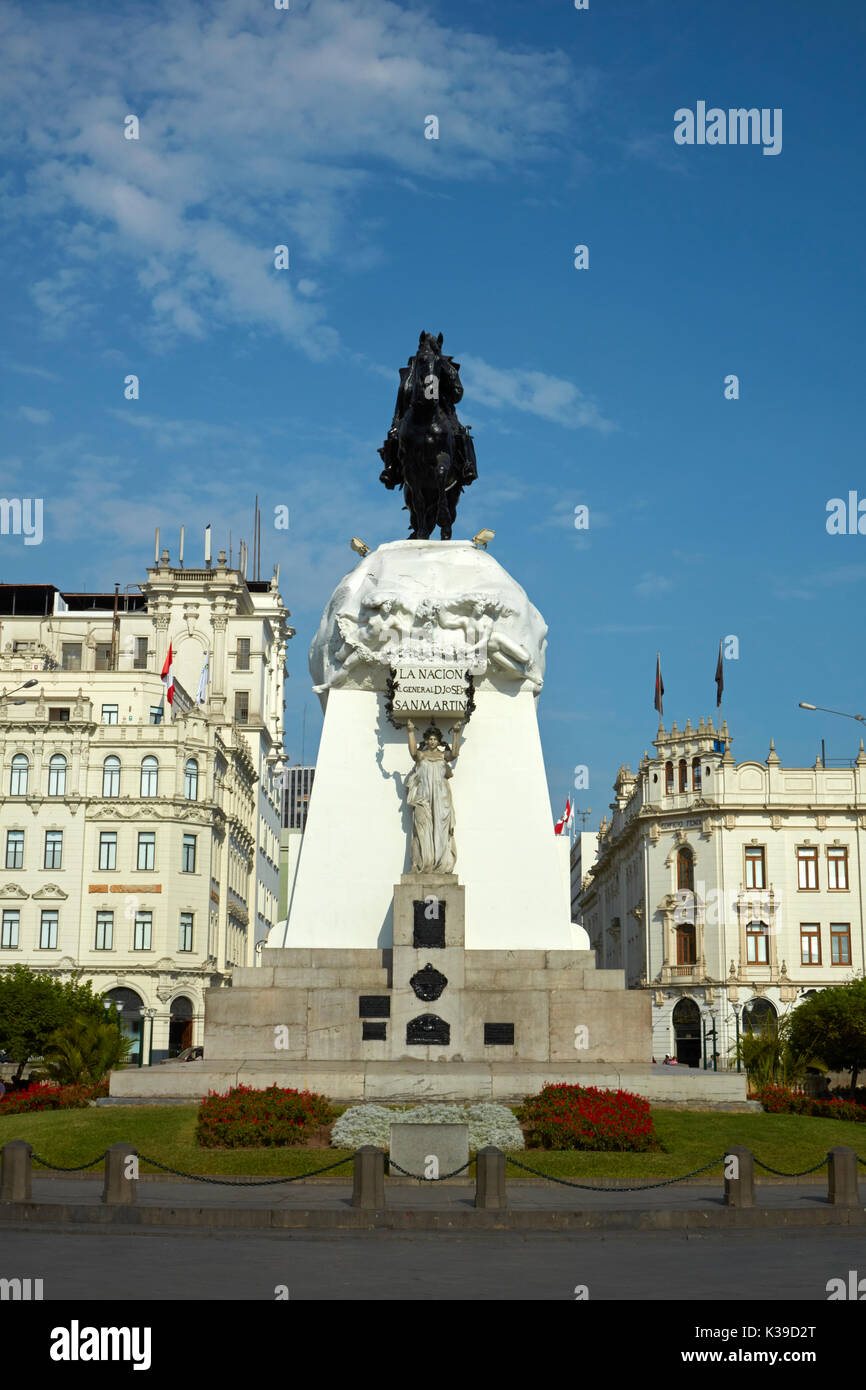 Statue des argentinischen General Jose San Martin Plaza San Martin, dem historischen Zentrum von Lima (Weltkulturerbe), Peru, Südamerika Stockfoto