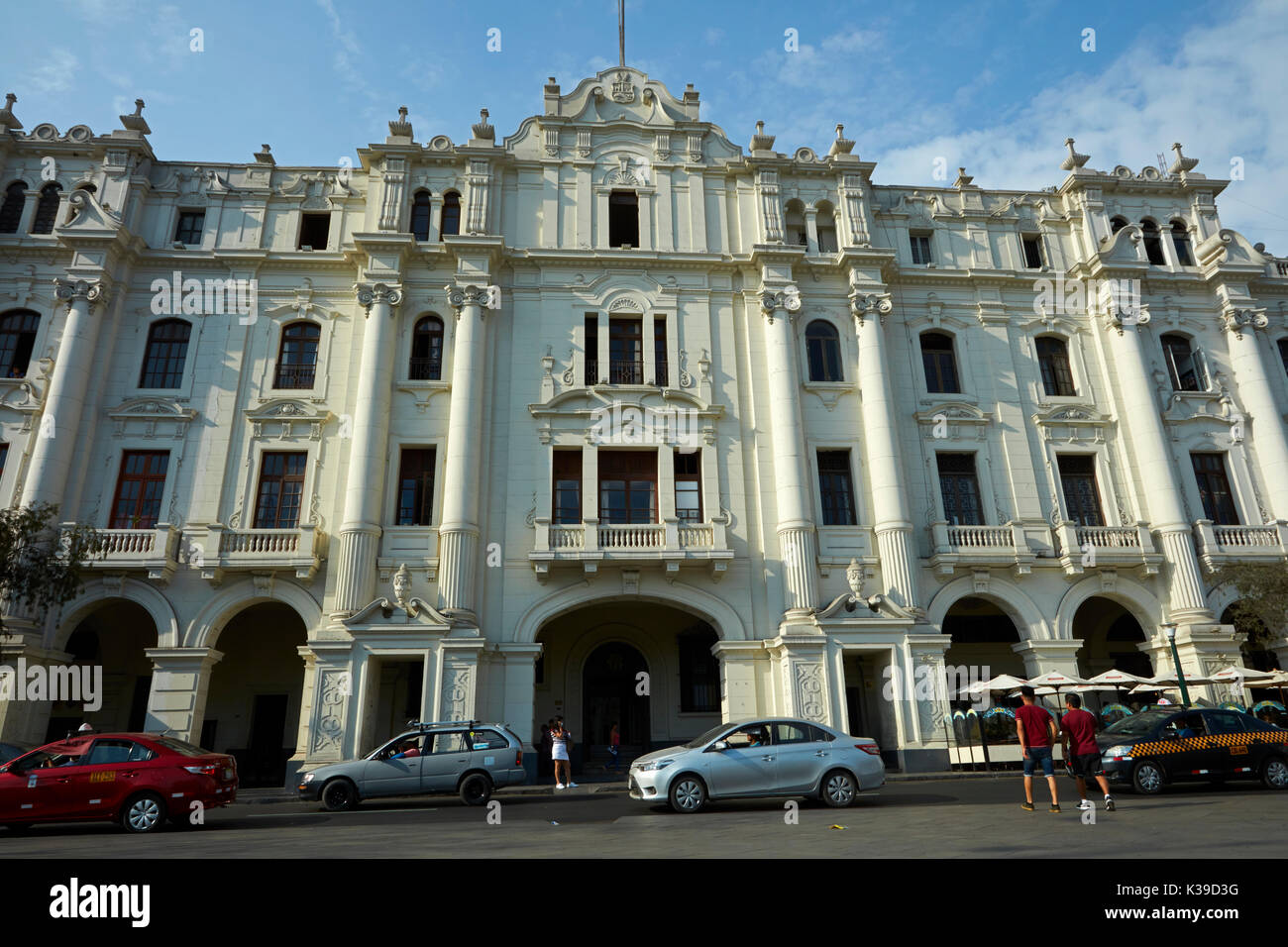 Portal de Zela, die Plaza San Martin, dem historischen Zentrum von Lima (Weltkulturerbe), Peru, Südamerika Stockfoto