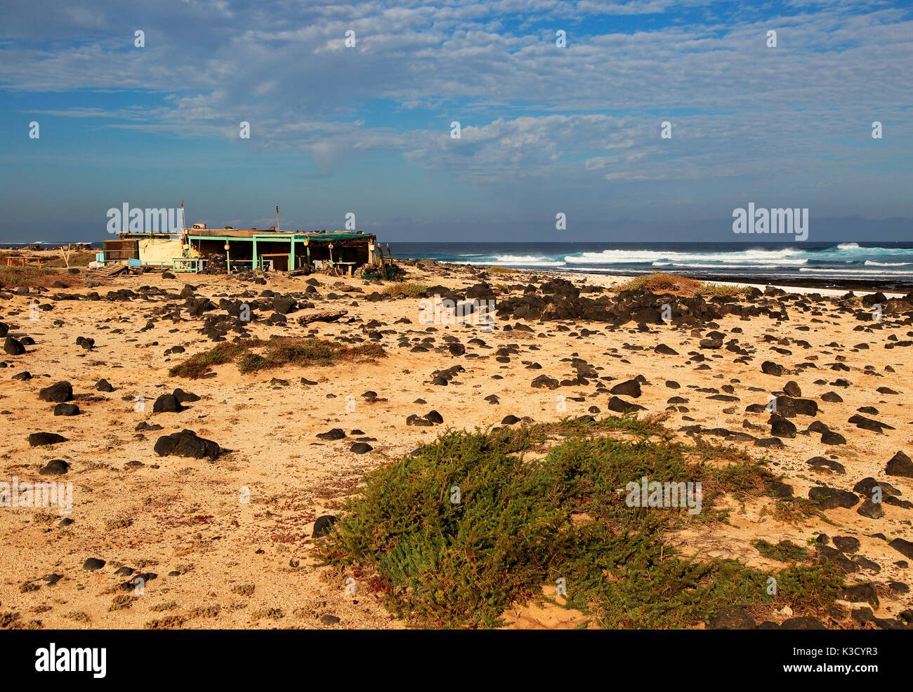 Strand Angeln shack Gebäude in der Nähe von Majanicho auf der Nordküste von Fuerteventura, Kanarische Inseln, Spanien Stockfoto