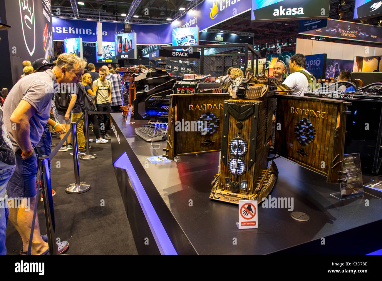 Die gamescom, die weltweit größte Messe für Video- und Computerspiele, in Köln, Deutschland, Stockfoto