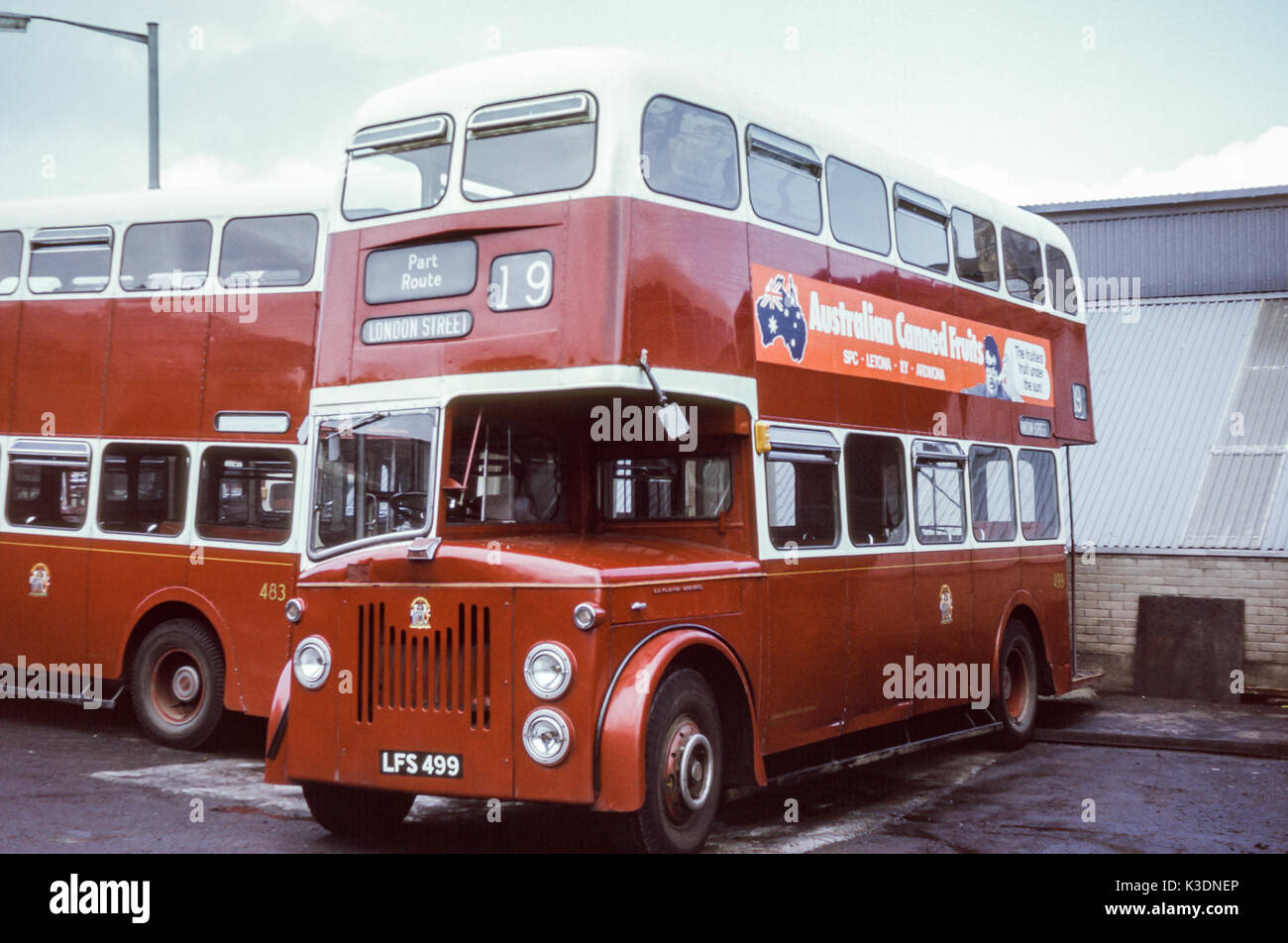 Schottland, Großbritannien - 1973: Vintage Bild der Busse im Jahr 1973. Edinburgh Leyland PD 2/20 MCCW (Registrierung LFS 499). Stockfoto